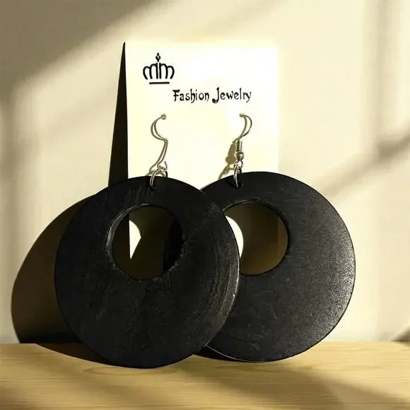 Earrings Vintage Large Black Wooden Hoop Retro NWT - Picture 1 of 5